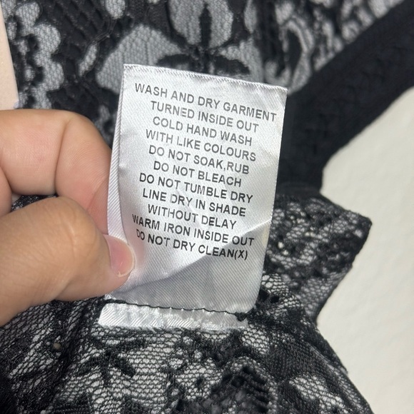 NWT Keepsake Holder Lace Playsuit Size 4 - Picture 7 of 10